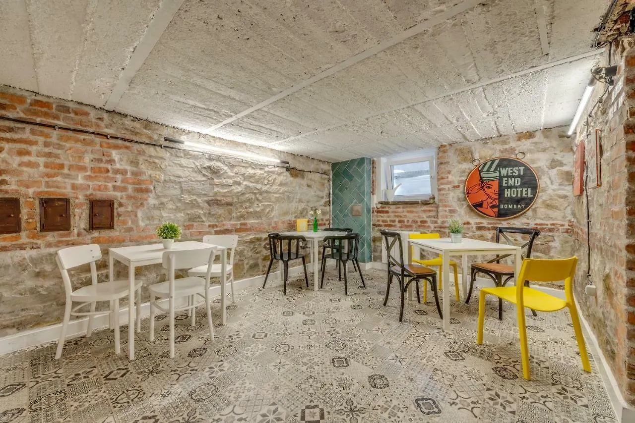 Inn House Sofia 0*,  Bulgaria